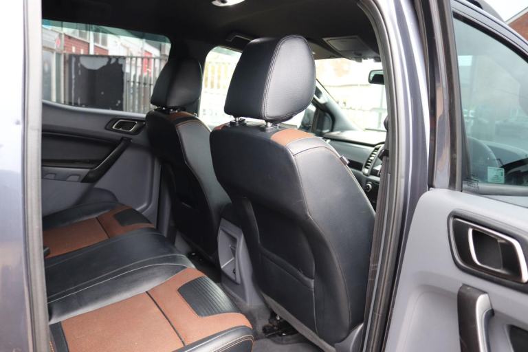 Ford Ranger 3.2 TDCi Wildtrak Auto - RAPTOR LOOKS 
