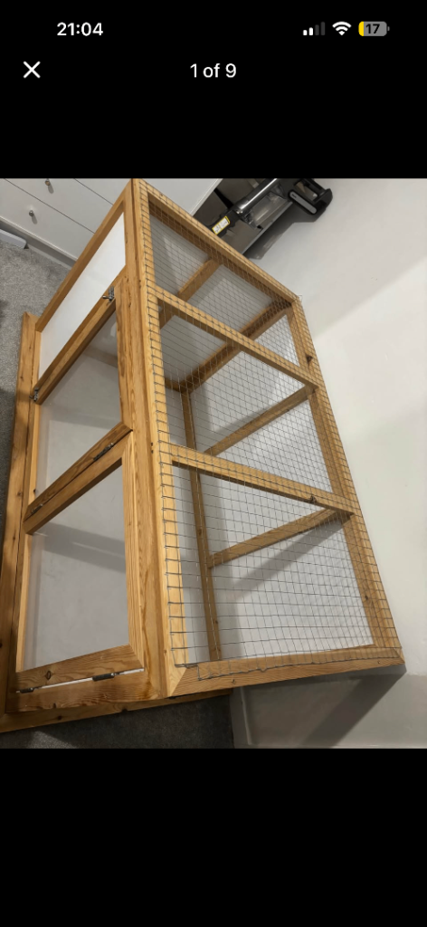 Animal play pen/ cage