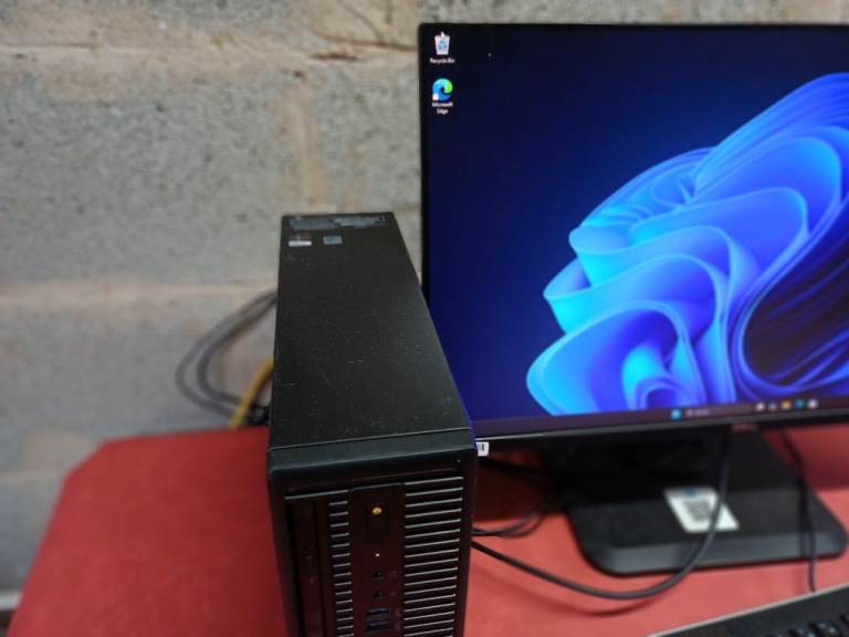 HP ProDesk 400 G2.5 (SFF) Core i5 4th Gen 8GB RAM 240GB SSD