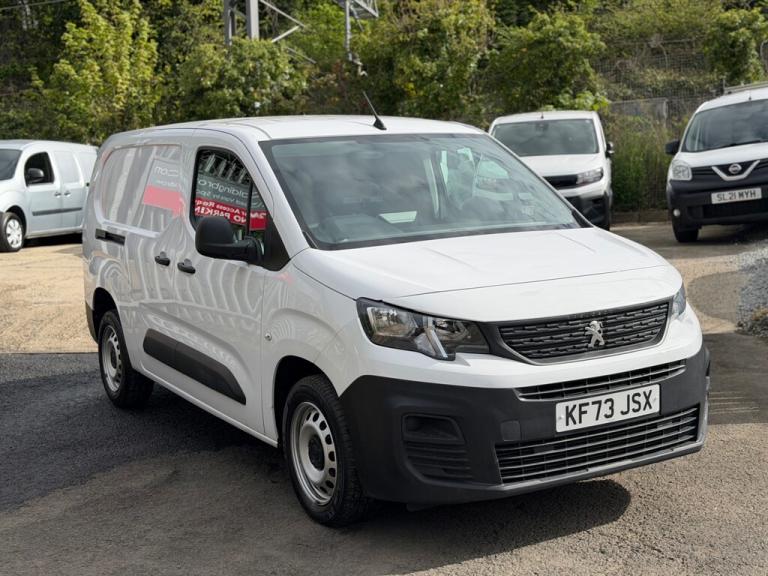 2024 Peugeot Partner 950 1.5 BlueHDi 100 Professional Premium + Van PANEL VAN DIESEL Manual