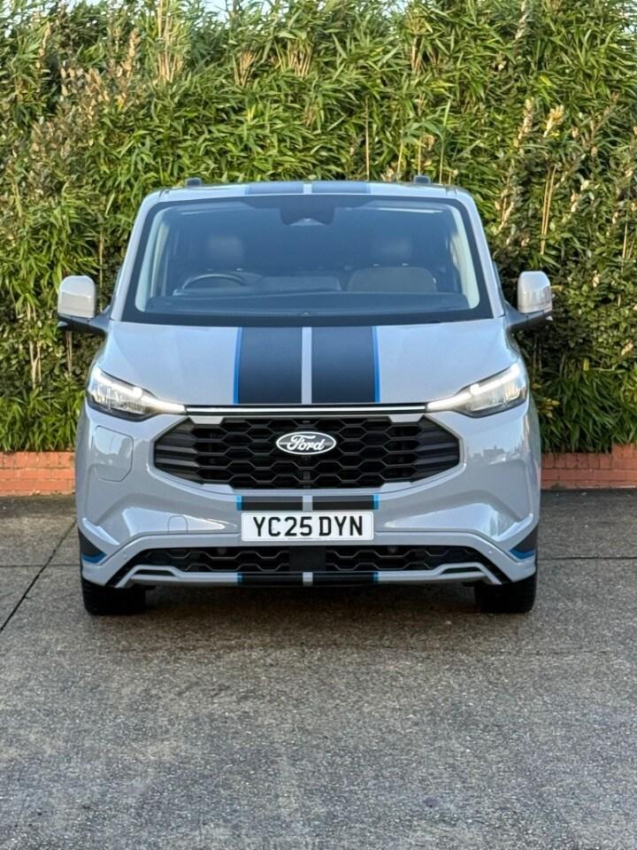  Ford Transit Custom 2.5 PHEV 232ps L1 H1 Double Cab Van Sport Auto Hybrid
