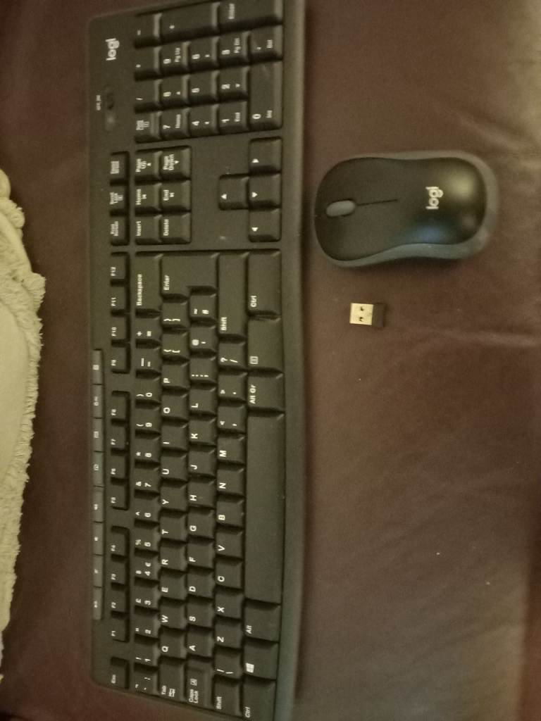 Wireless  keyboard  and mouse