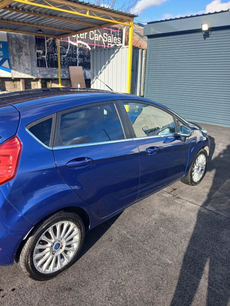 Ford, FIESTA, Hatchback, 2015, Manual, 998 (cc), 5 doors