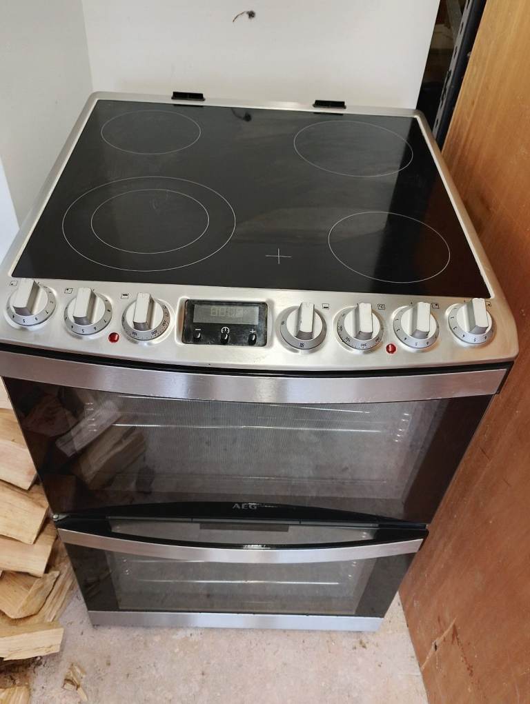 *Used* AEGCCS6741 Cooker for sale * Used for 2.5 years *In excellent ...