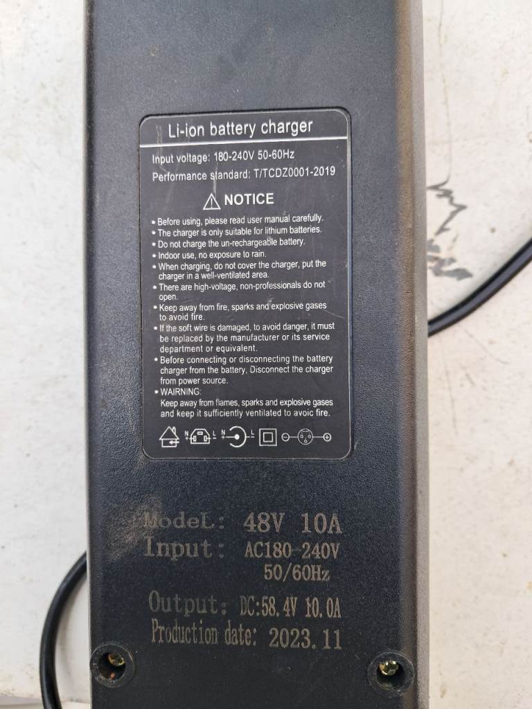 48V 10A battery charger