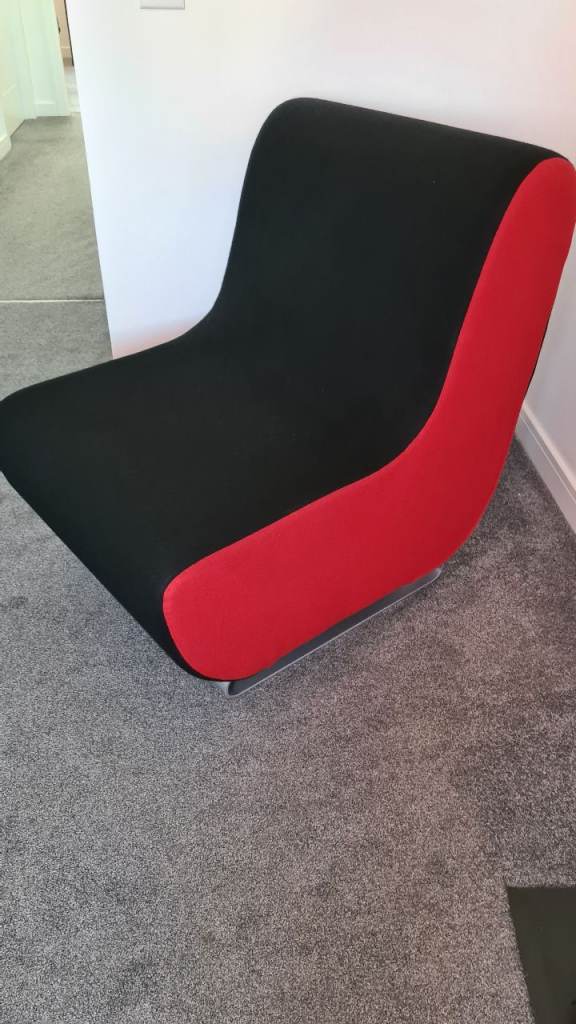 Bespoke Edge Design Chair