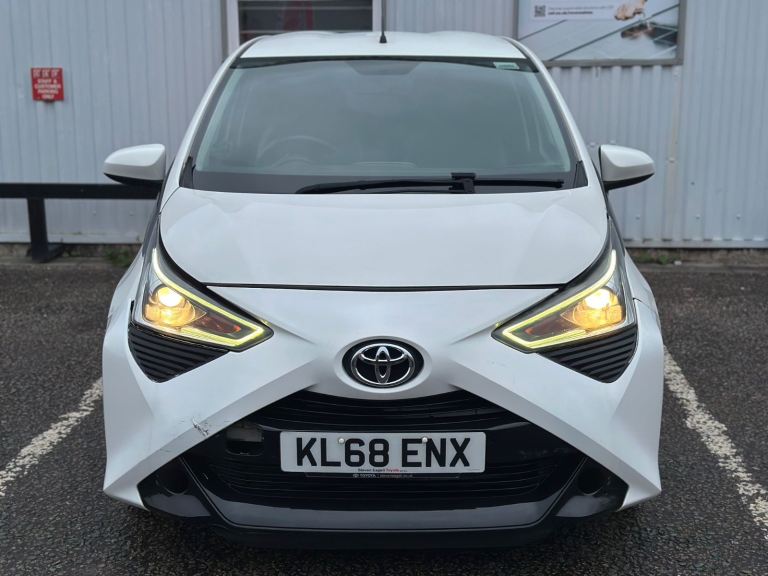 Toyota, AYGO, Hatchback, 2019, Manual, 998 (cc), 5 doors