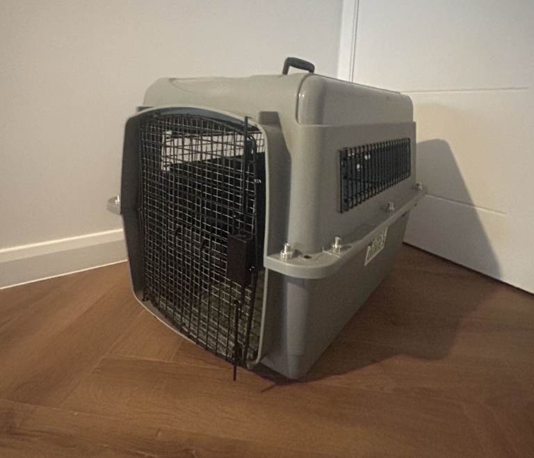 Petmate Sky Kennel 200 series