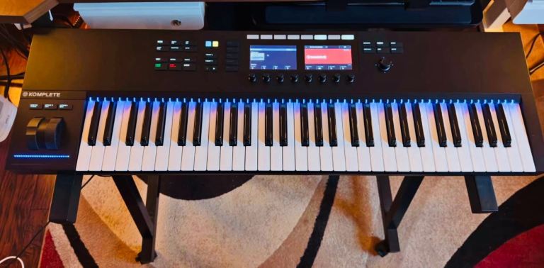 Komplete kontrol mk2 s61