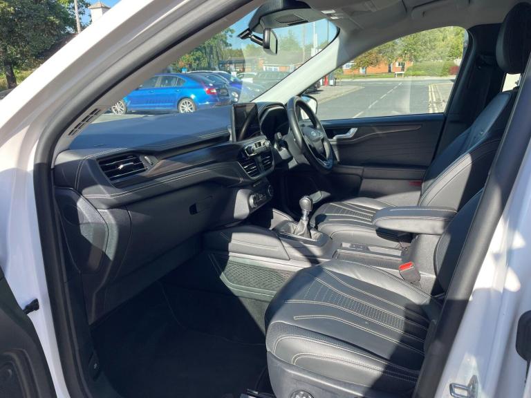 2023 Ford Kuga Kuga Vignale 5 door 1.5L EcoBoost 150PS FWD 6 Speed Manual HATCHBACK Petrol Manual