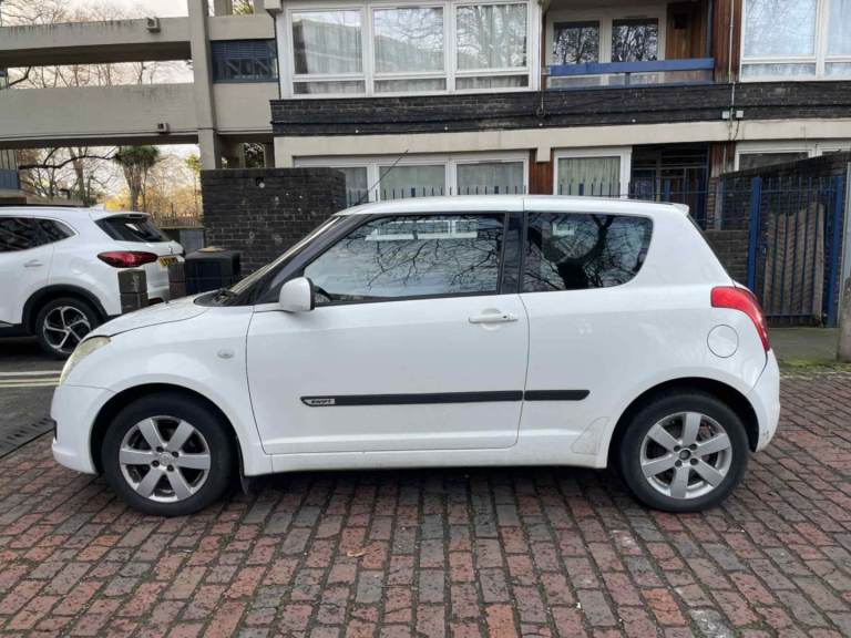 Suzuki, SWIFT, Hatchback, 2009, Manual, 1490 (cc), 3 doors