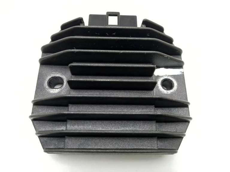 2001 Yamaha Yzf 600 R Thundercat Regulator/Rectifier 4jh8196001
