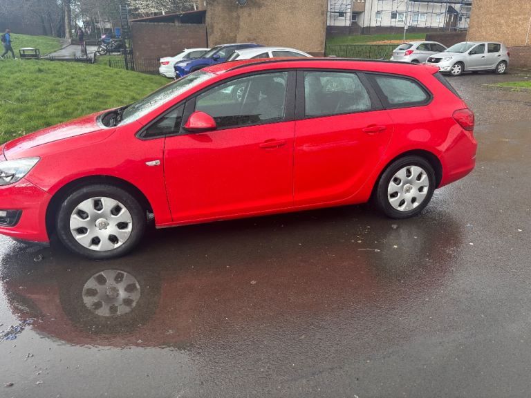 Vauxhall, ASTRA, Estate, 2013, Other, 1598 (cc), 5 doors