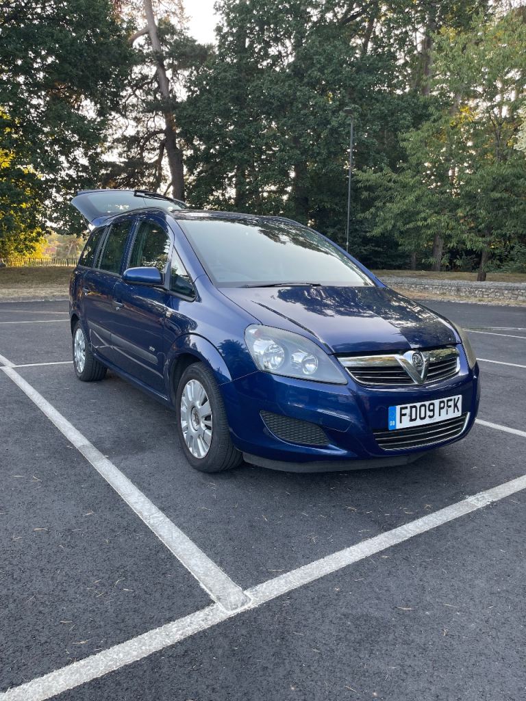 Vauxhall ZAFIRA, 2009, low mileage, 7 seater