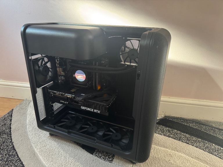 Gaming PC Desktop Intel i9-14900KS and RTX 5070Ti