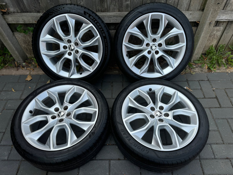 Genuine Skoda Kamiq Scala Fabia Alloy Wheels Set Xtreme Style