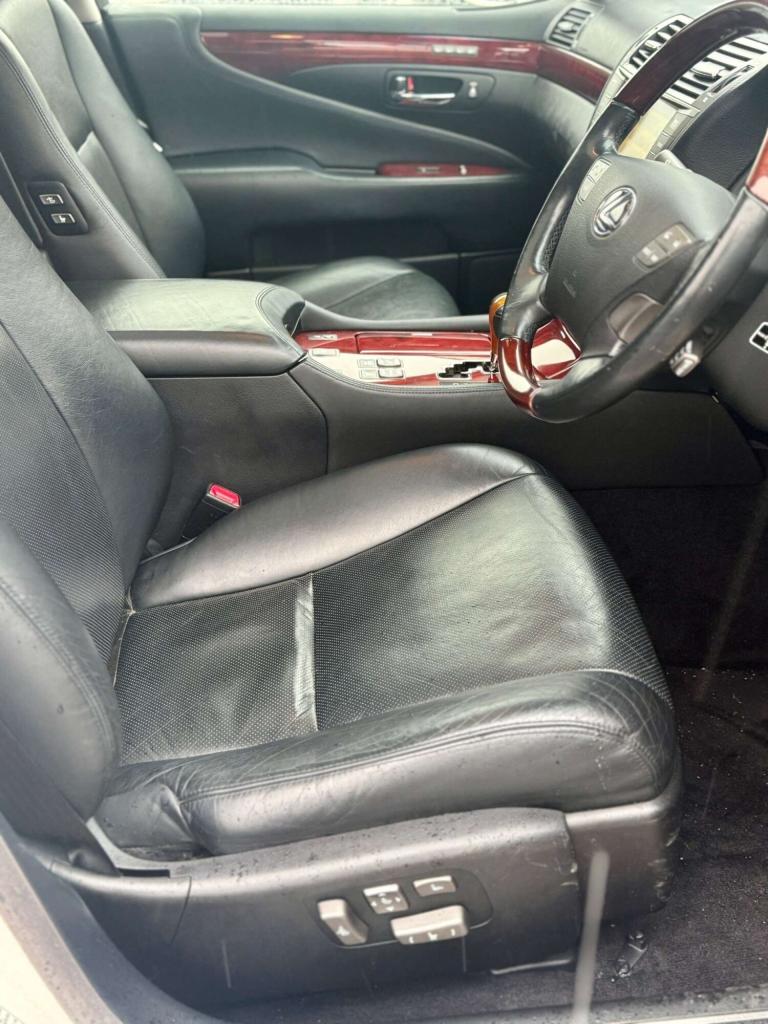 2022 Lexus LS 5.0 600h V8 Premier Saloon 4dr Petrol Hybrid CVT 4WD Euro 5 (s/s) (445 ps) Saloon H...