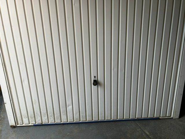 Metal Garage Door –white