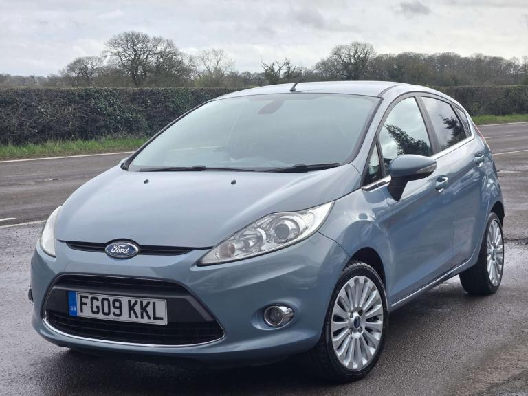 2009 Ford Fiesta 1.6 TDCi Titanium 5dr HATCHBACK DIESEL Manual