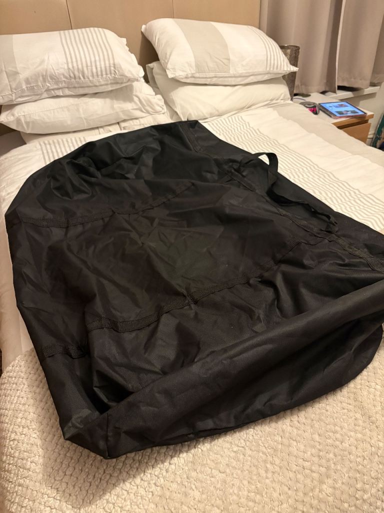Heavy duty storage bag 