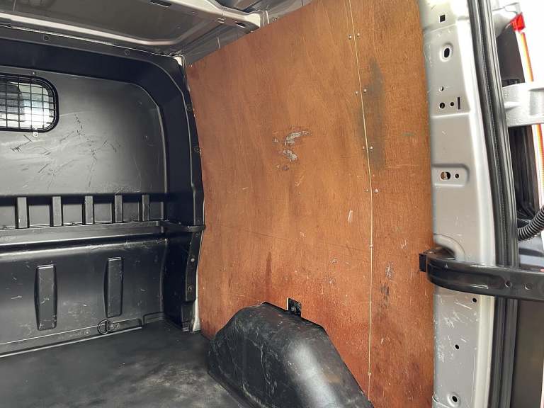 2022 Ford Transit Custom 2.0 320 EcoBlue Limited Crew Van L2 H1 Euro 6 (s/s) 5dr (6 Seat) PANEL V...