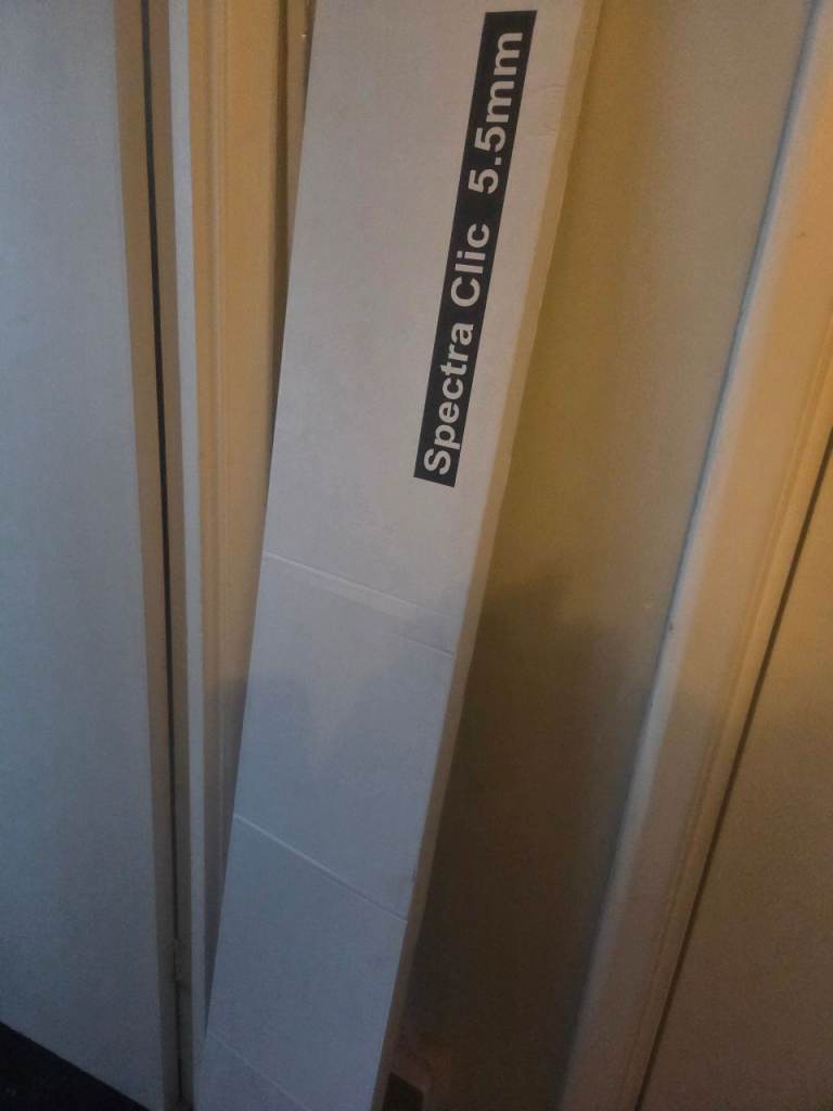 Unopened Pack Spectra Luxury Click Vinyl Flooring Built-in Underlay - Soft Pebble Grey LVT