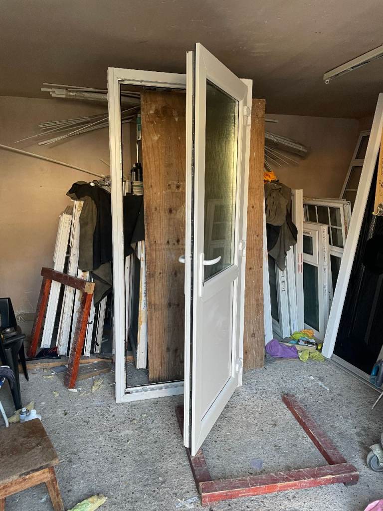 UPVC DOOR 201.5 x 86.5 cm - BEAUTIFUL UPVC DOUBLE GLAZED DOOR - OBSCURE GLASS (REF: DX201)