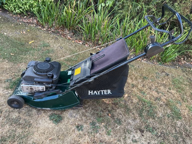 Hayter Petrol Lawnmower – Good Condition, Ready to Mow