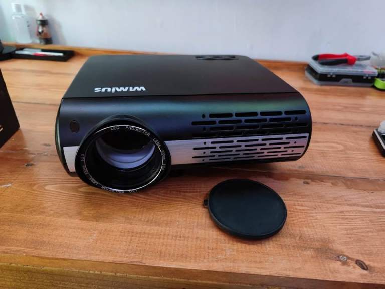 1080P 300 inch Projector Supports 4K Native Electronic 4D ±50°Keystone Correction