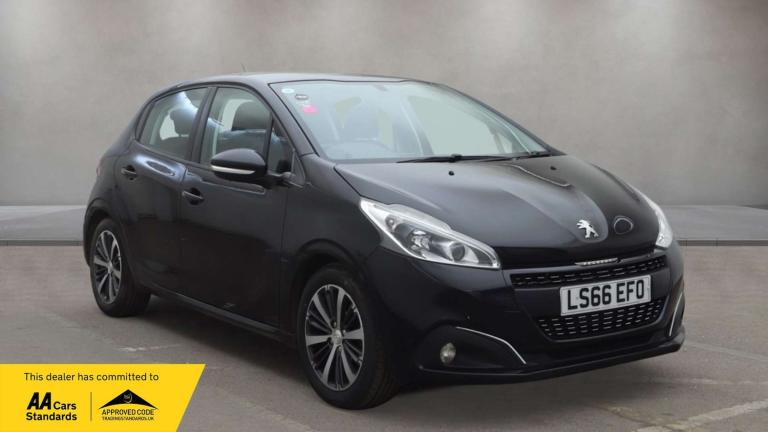 2016 Peugeot 208 1.2 PureTech Active Design Lime 5dr HATCHBACK PETROL Manual