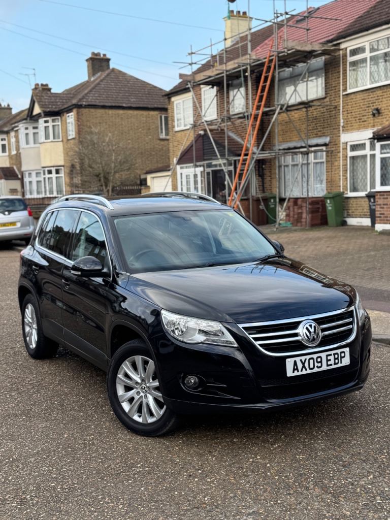 Volkswagen, TIGUAN, Estate, 2009, automatic, 1984 (cc), 5 doors