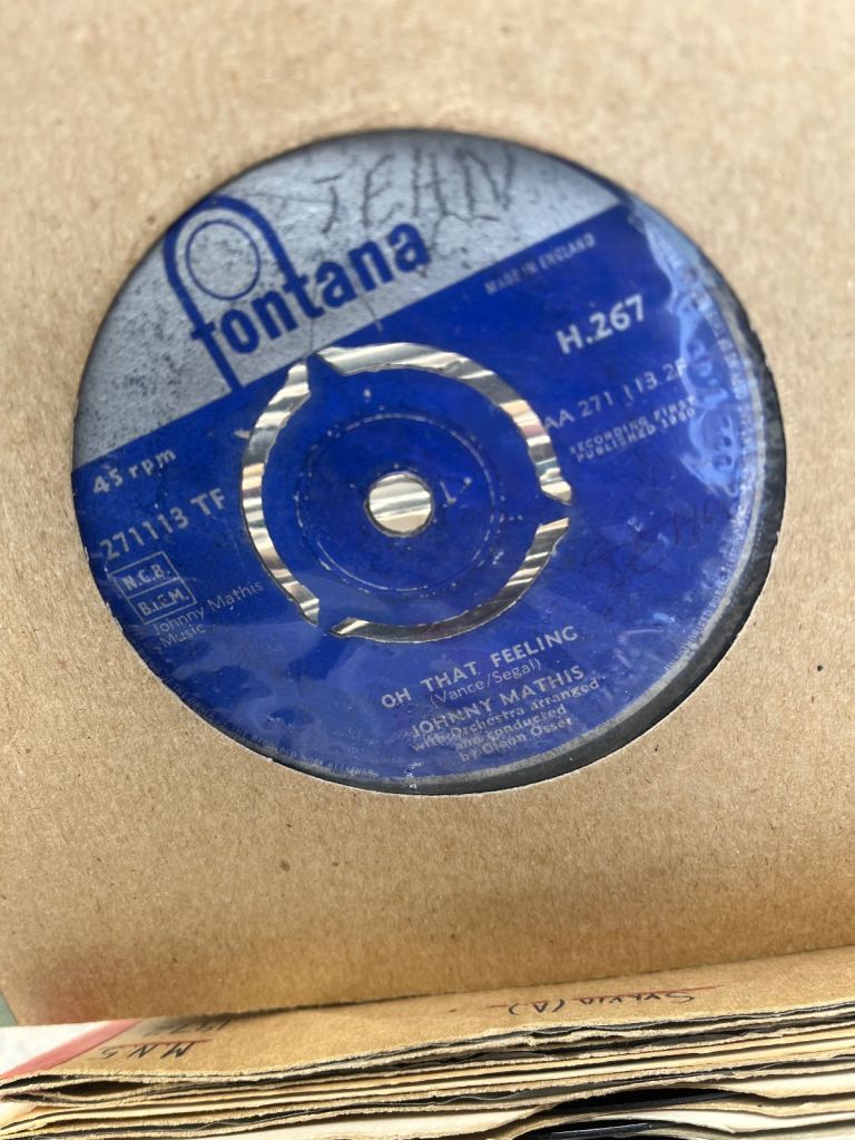 Job lot 7” records round 300