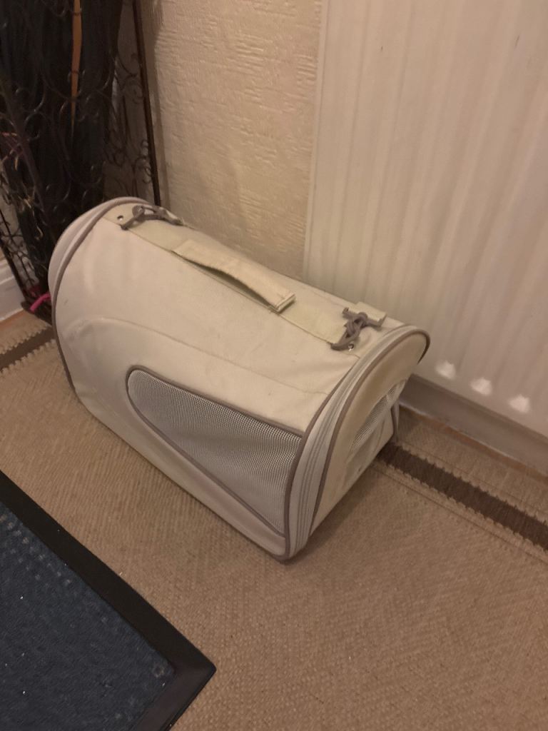 Cat Carrier - Working Condition 