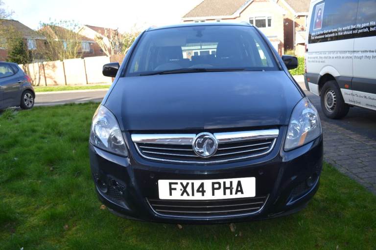 7 Seater 1.8 Vauxhall Zafira 