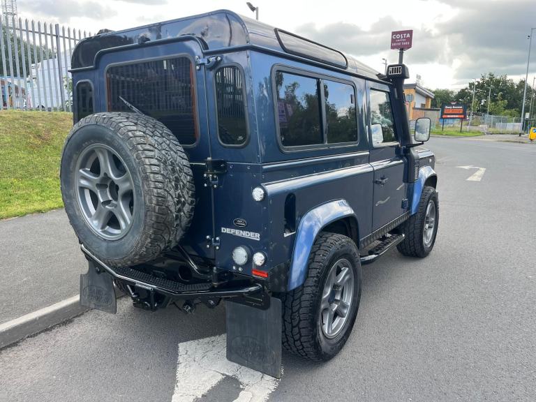 LAND ROVER DEFENDER SWB 90 COUNTY SIDE WINDOW BENCH SEAT @ £17950+ vat
