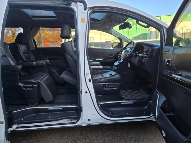 2014 Toyota Alphard Vellfire Hybrid SR premium package dual Sunroof ULEZ  MPV Petrol/Electric Hyb...