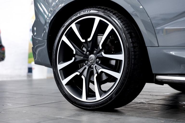 2022 Volvo XC60 2.0 B4D R DESIGN Pro 5dr AWD Geartronic ESTATE DIESEL Automatic