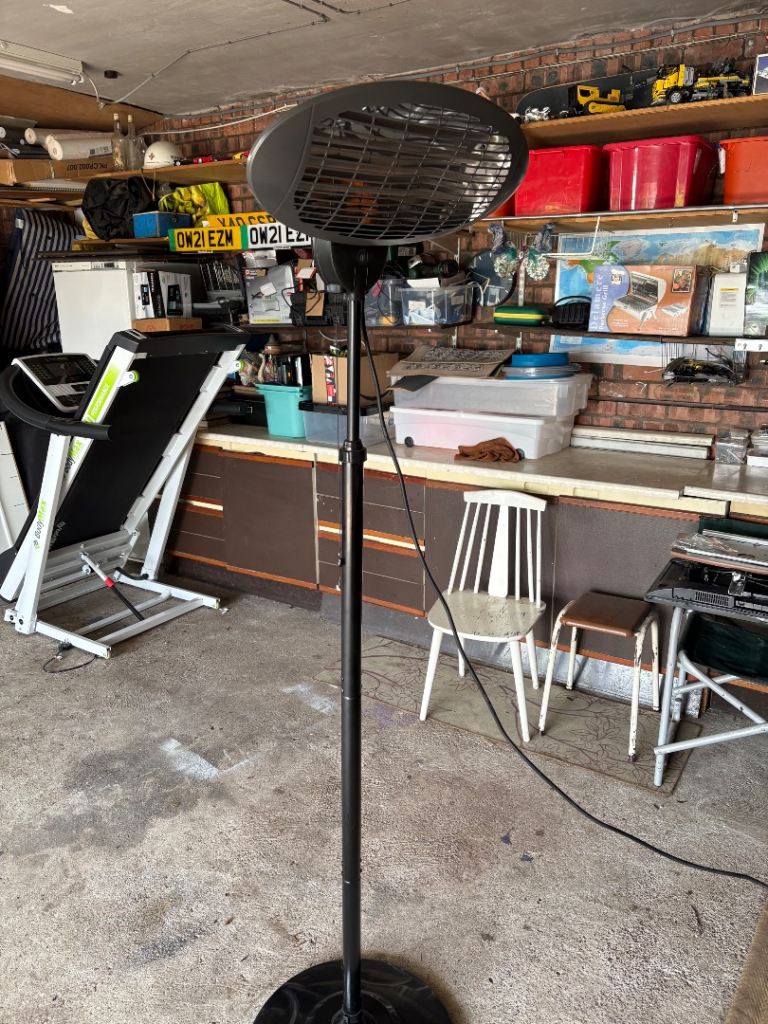 Standing Electric Patio / Conservatory Heater –