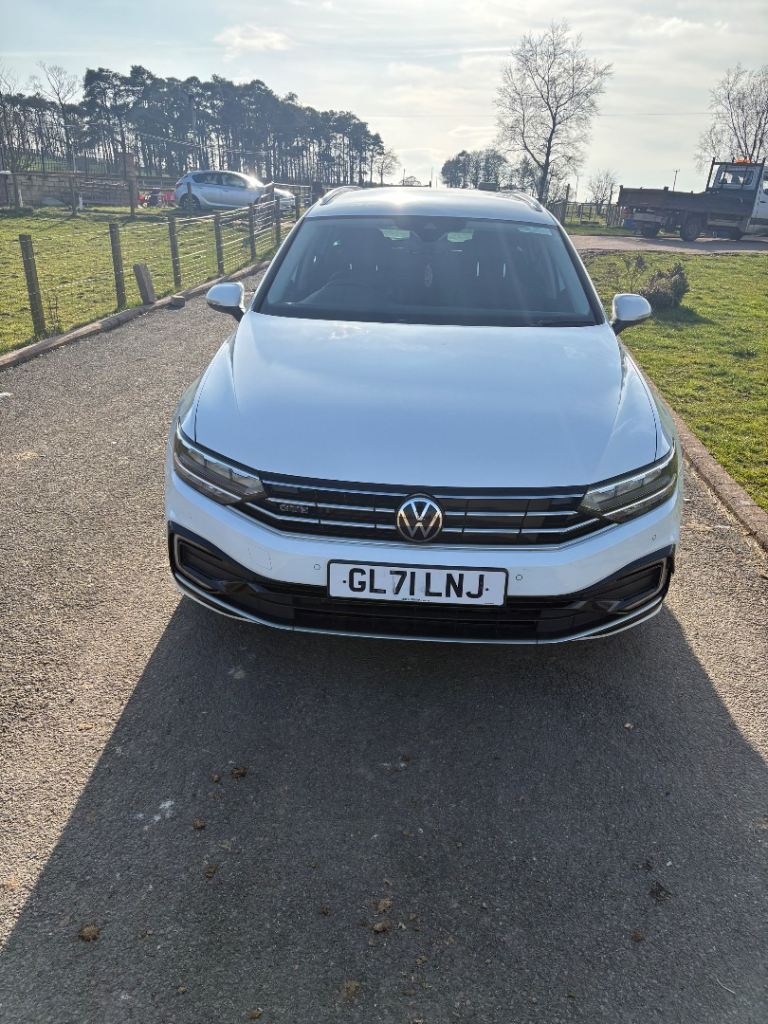 Volkswagen, PASSAT, Estate, 2022, Semi-Auto, 1395 (cc), 5 doors