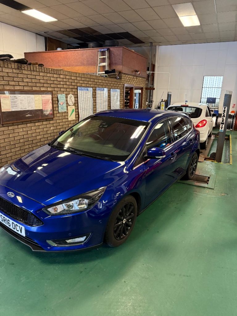 Ford, FOCUS, Hatchback, 2016, Manual, 999 (cc), 5 doors