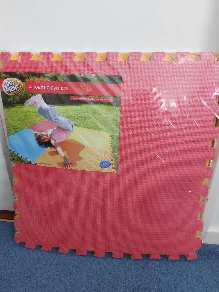 Tesco, 4 foam interlocking playmats