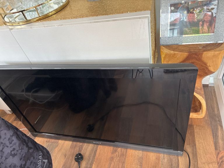 Sony 40 inch tv