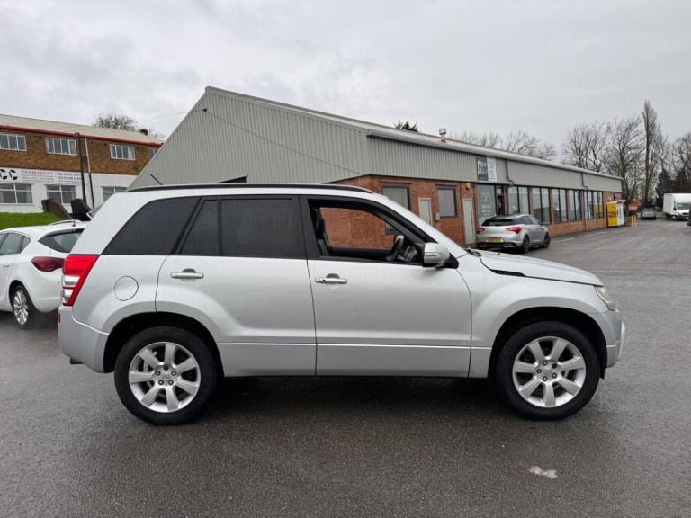 SUZUKI GRAND VITARA 2.4 VVT SZ5 4WD Euro 5 5dr 2011