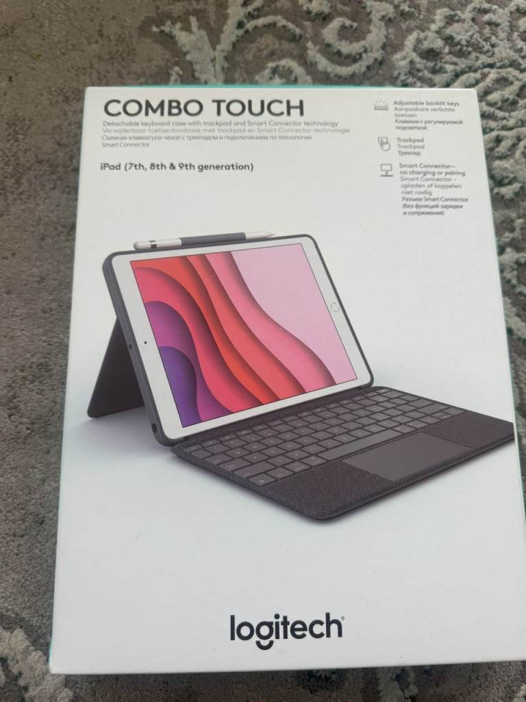 Logitech Combo Touch Keyboard Case for iPad (7th, 8th & 9th Gen) 
