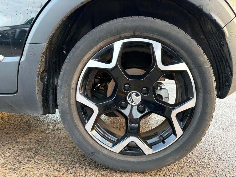 2022 Vauxhall Crossland Ultimate Turbo HATCHBACK Petrol Manual