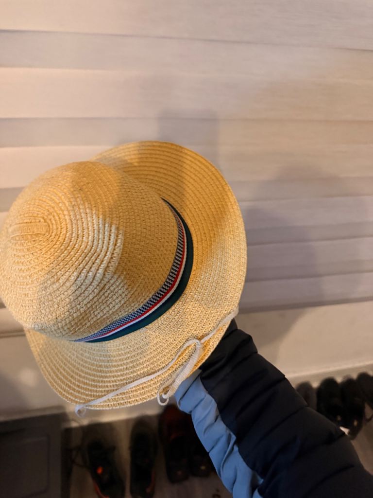 A good looking sunhat