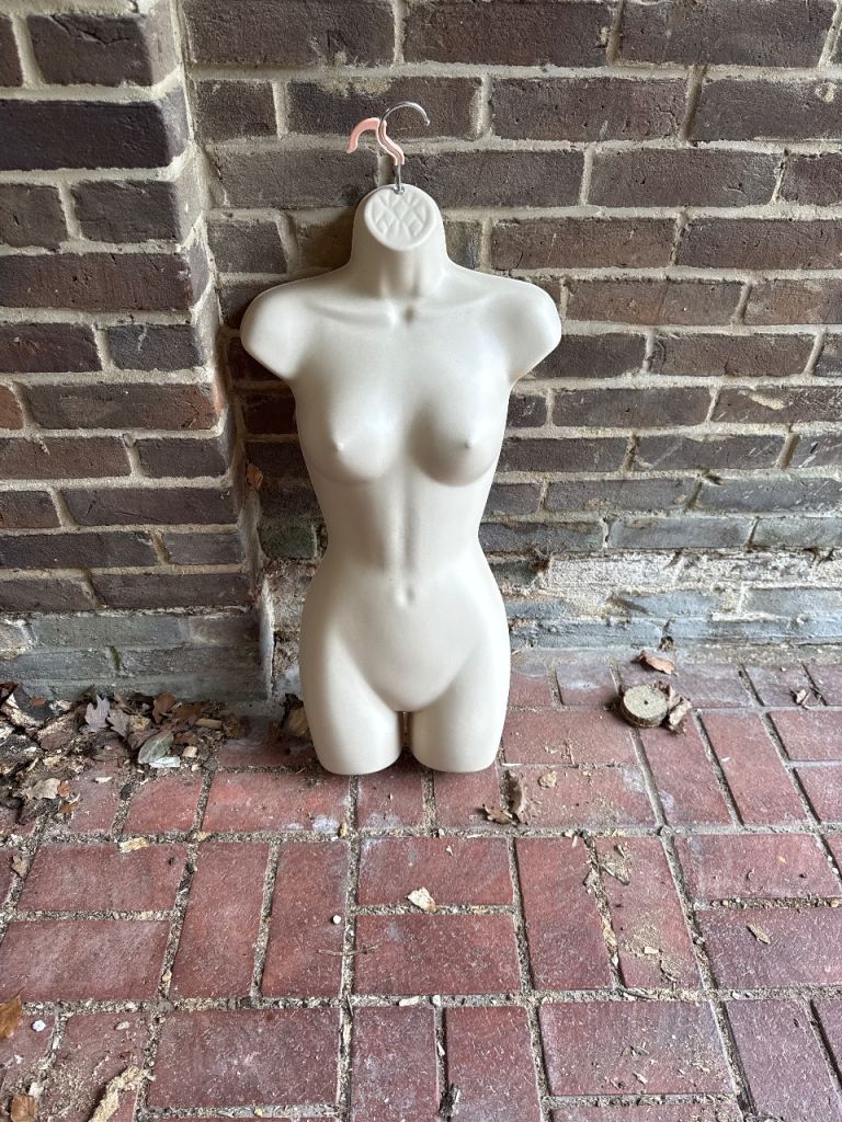 Clothes dummy hanger 
