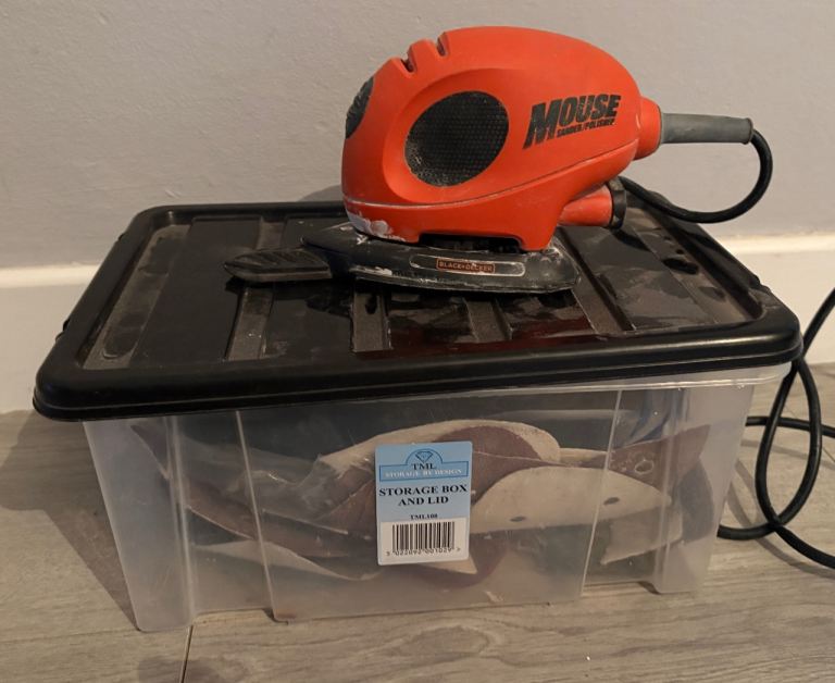 Black and Decker Mouse Sander and various pads