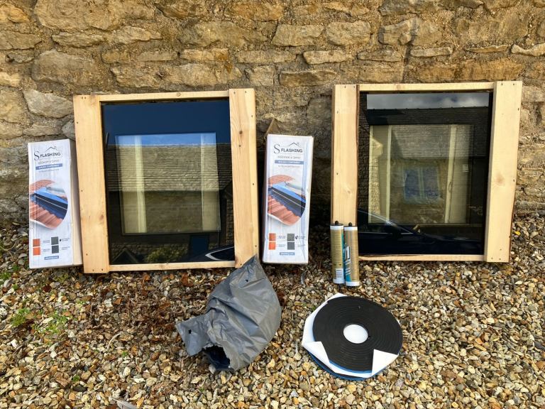 Roof light windows