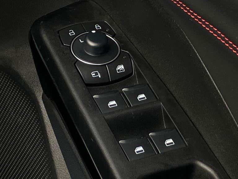 2025 Ford Puma 1.0 EcoBoost Hybrid mHEV ST-Line 5dr Hatchback PETROL Manual